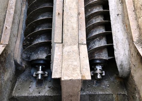 archimedes screw concreate pump design|oldest archimedes screw ever found.